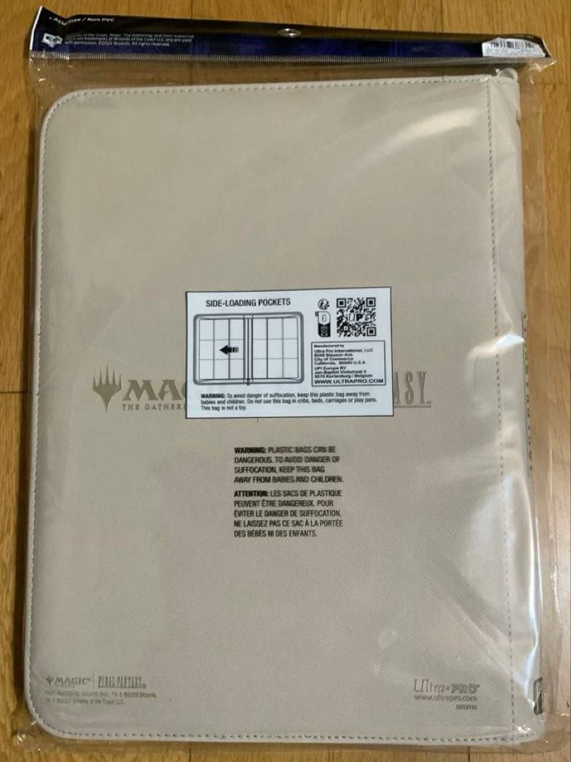 MTG FF ウルトラプロ バインダー クラウド