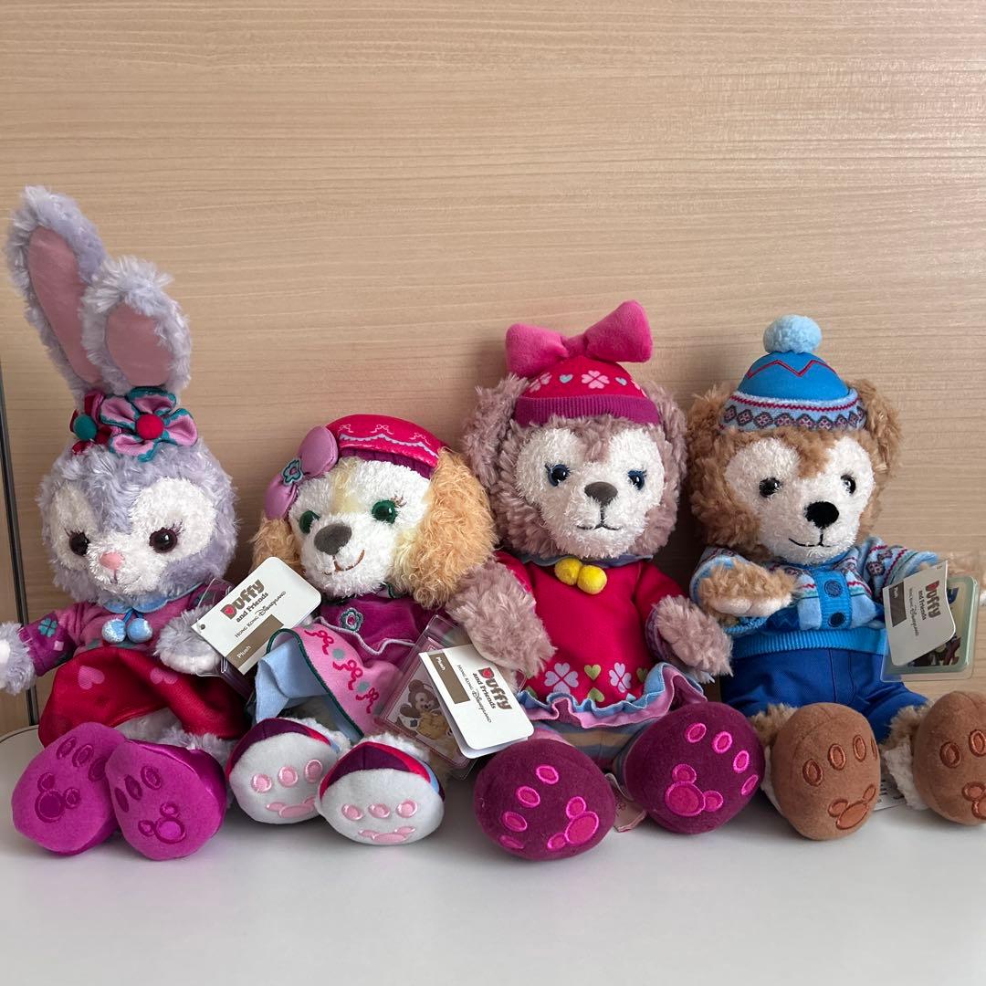 香港ディズニー　ダッフィーandフレンズ　ぬいぐるみ　SS