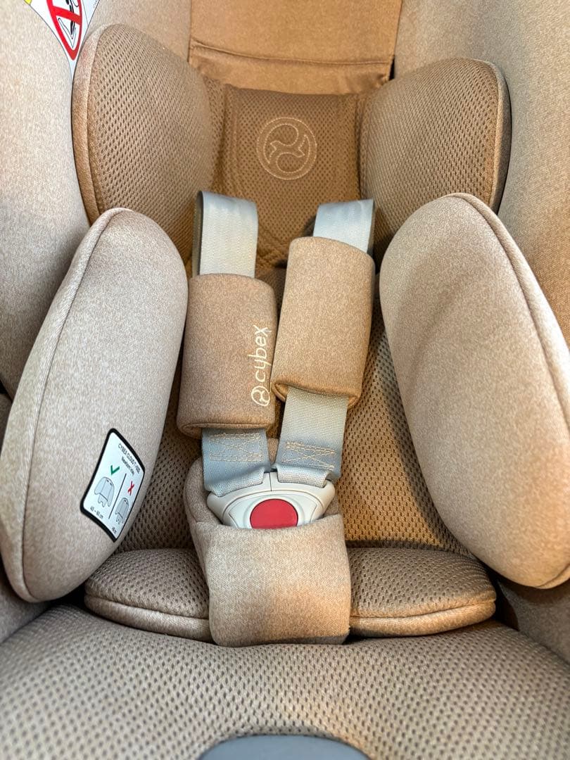 cybex クラウド T-iSize コージーベージュ　アダプター付き