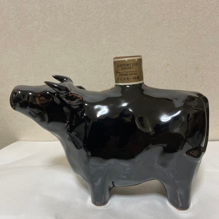 サントリーウイスキー干支ボトル 丑