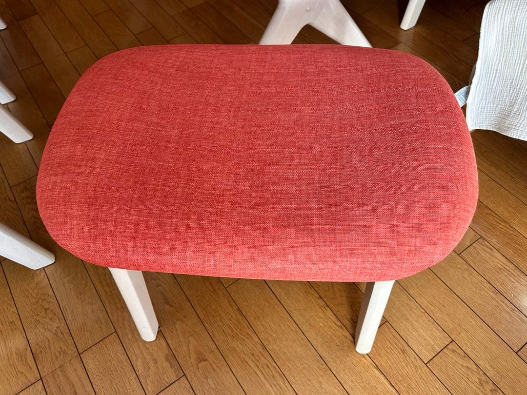 (茨城県　現地取引)ダイニングテーブル　スツール付き