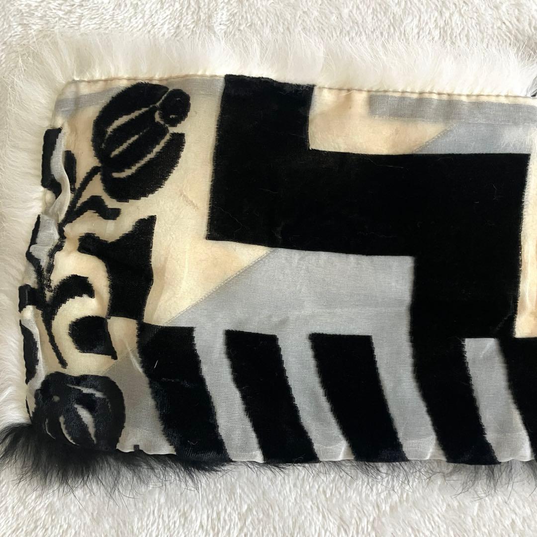 クリスチャンディオール ガリアーノ ラビットファーマフラー ブラック ホワイト