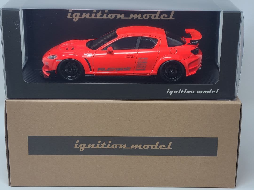 ミニカー 1/18 Mazda RX-8 (SE3P) RE Amemiya IG3176