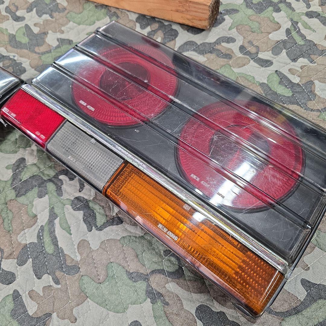 テールランプレンズのみ HR30スカイライン左右セット　傷あり　ジャンク
