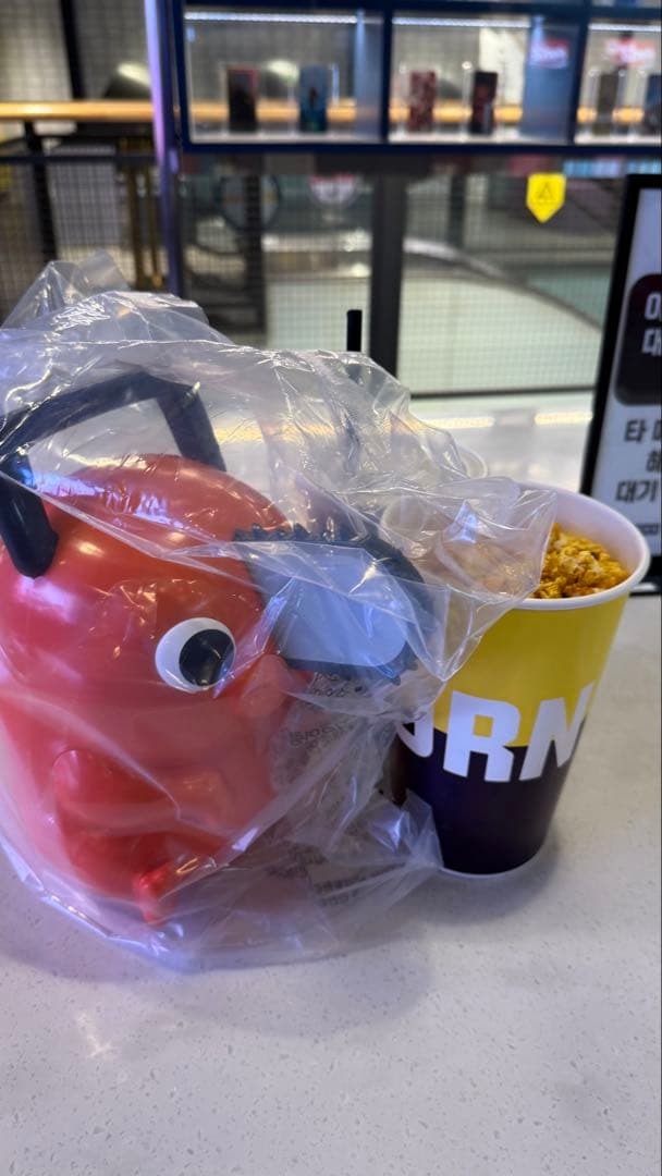 【最終値下げ】チェンソーマン　ポチタ　海外限定ポップコーンバケツ