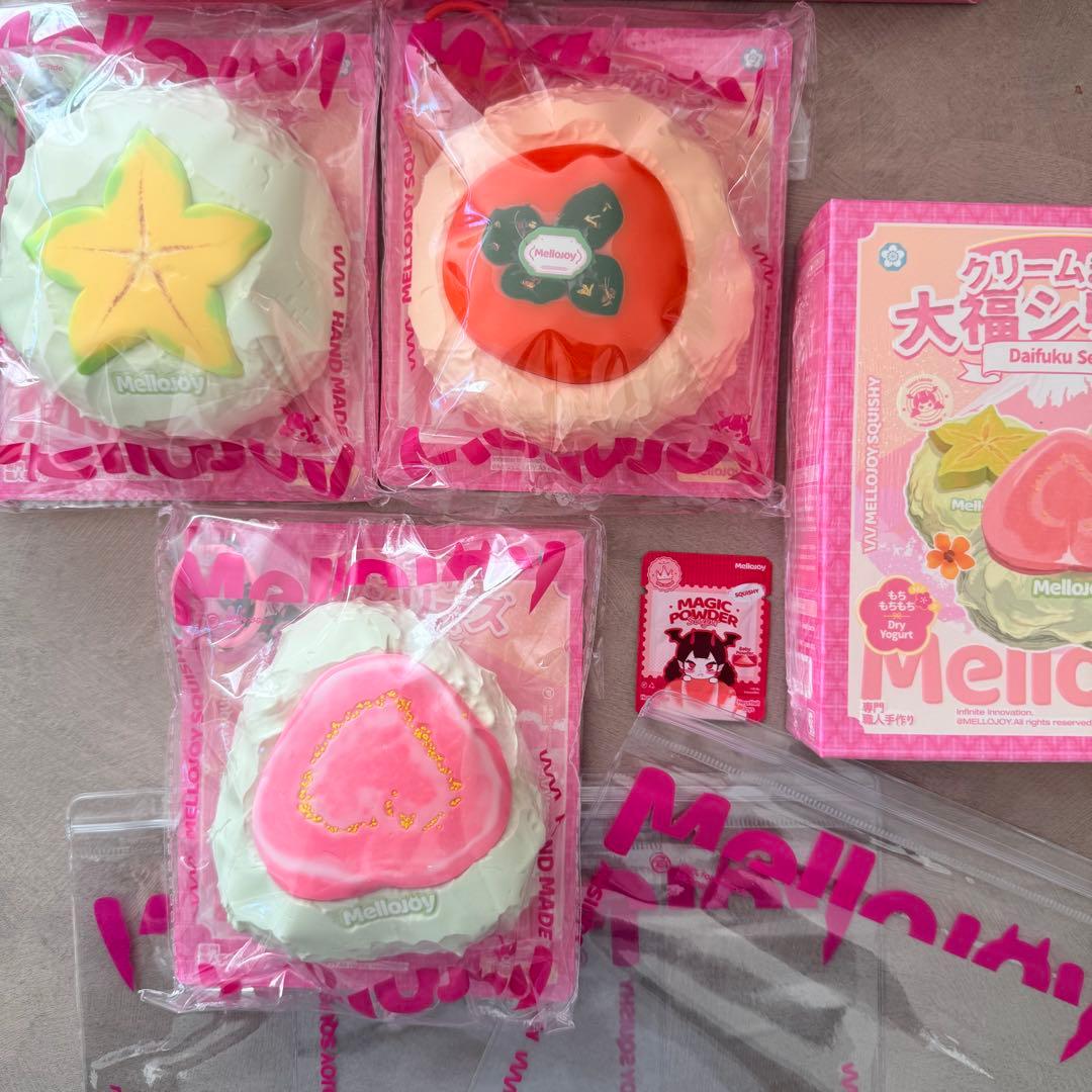 ピ*子様 Mellojoy スクイーズ 大福 表紙の3個セット