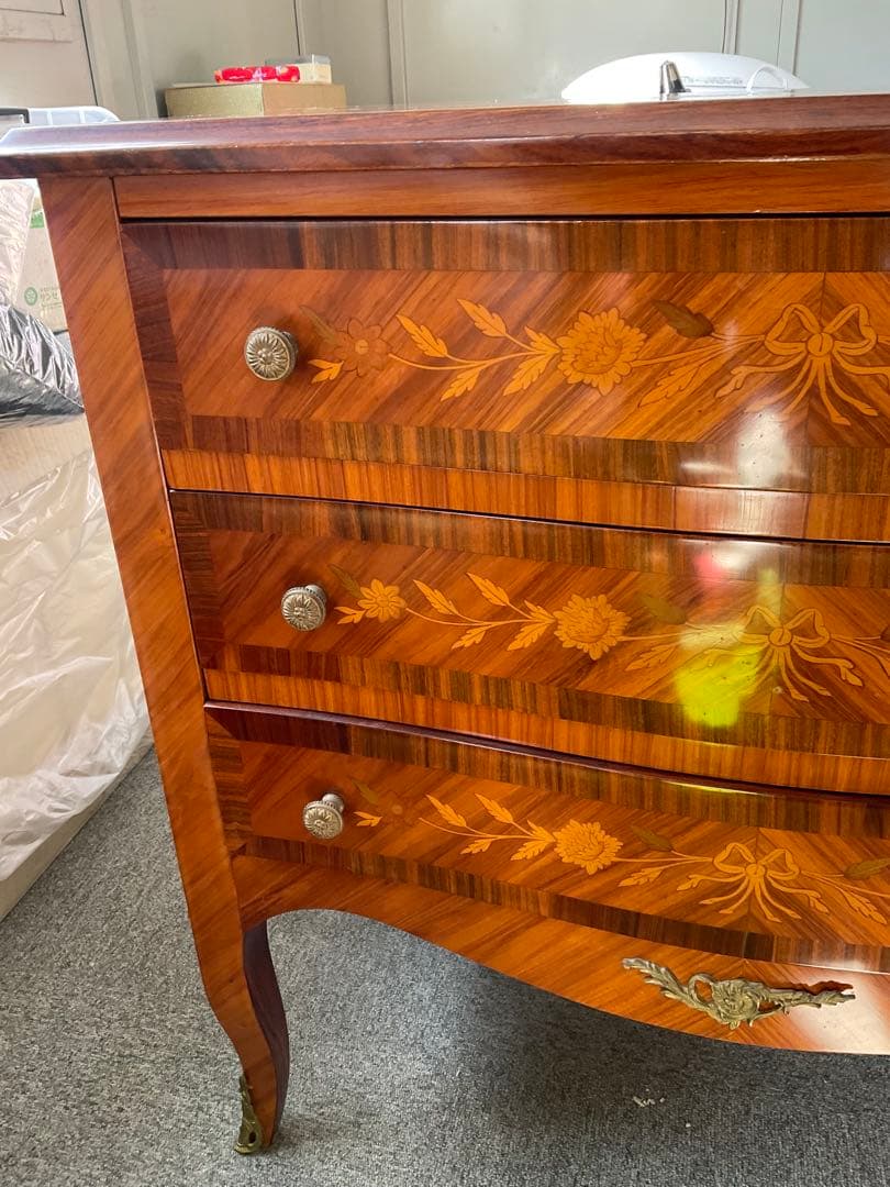 木製装飾チェスト 3段　猫脚　イタリア