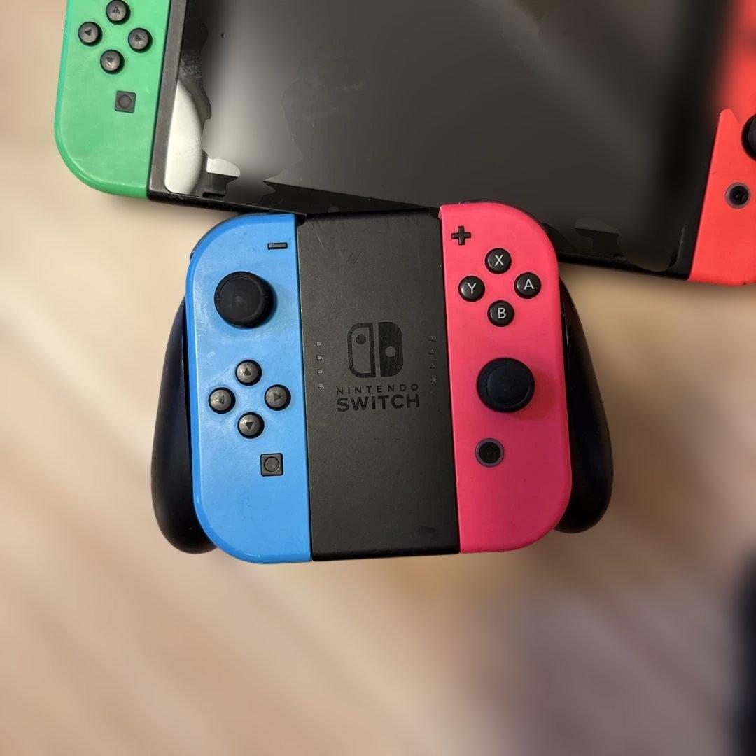 Nintendo Switch 本体 赤/緑のJoy-Con