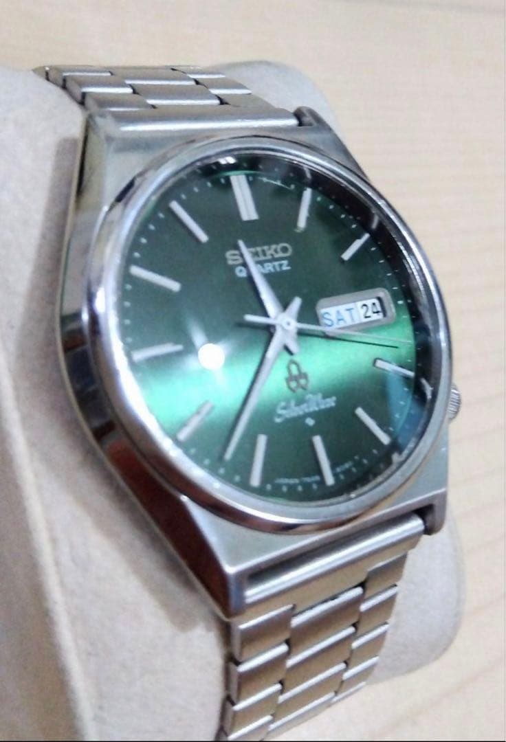 セイコー　SEIKO　シルバーウェーブ　グリーン文字盤　ガラス風防　電池新品