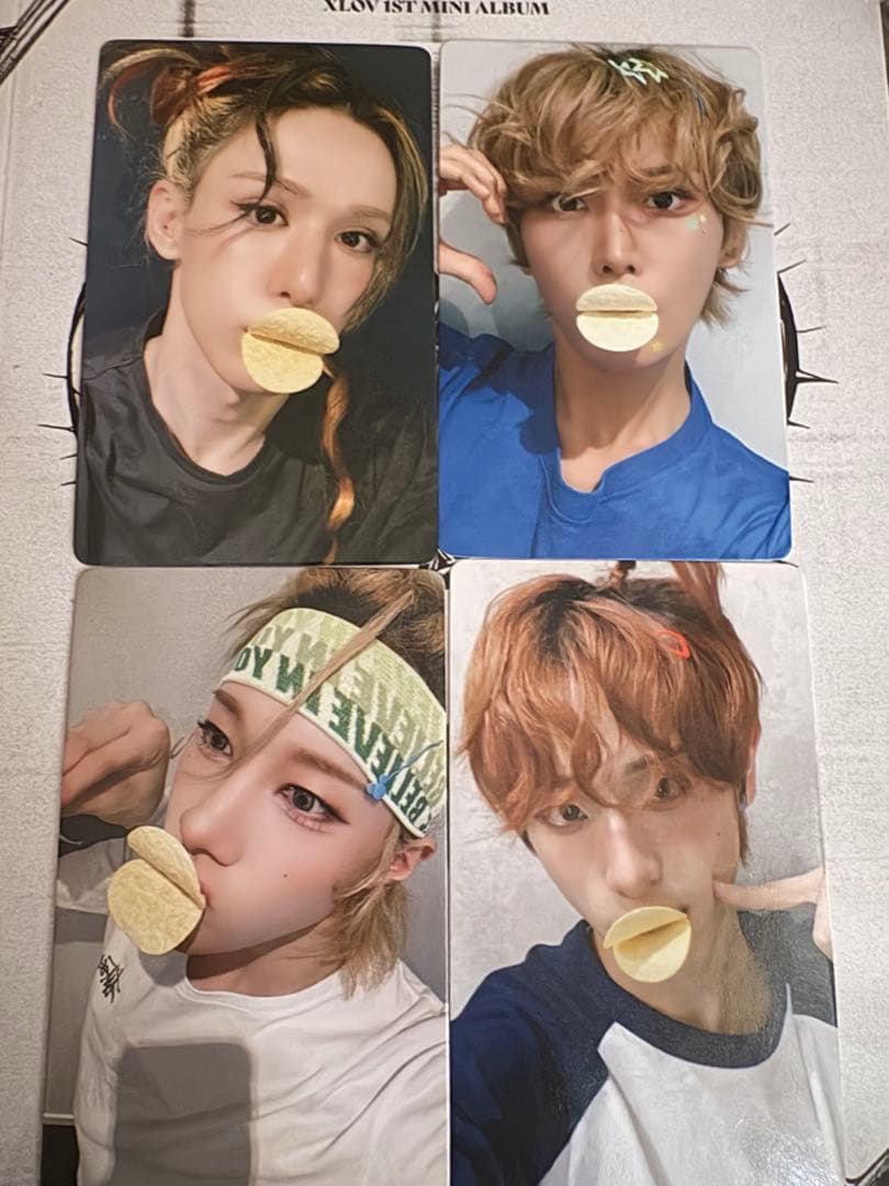 XLOV JUMPUP トレカ