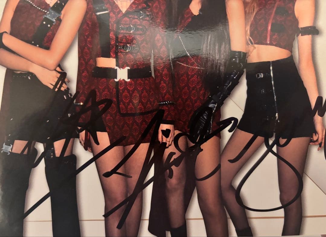 BLACPINK 全員直筆サイン