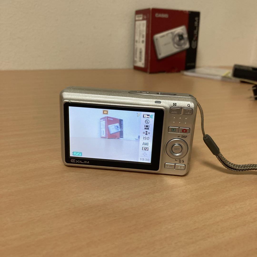 CASIO EXILIM ex-z29 充電器、バッテリー付き