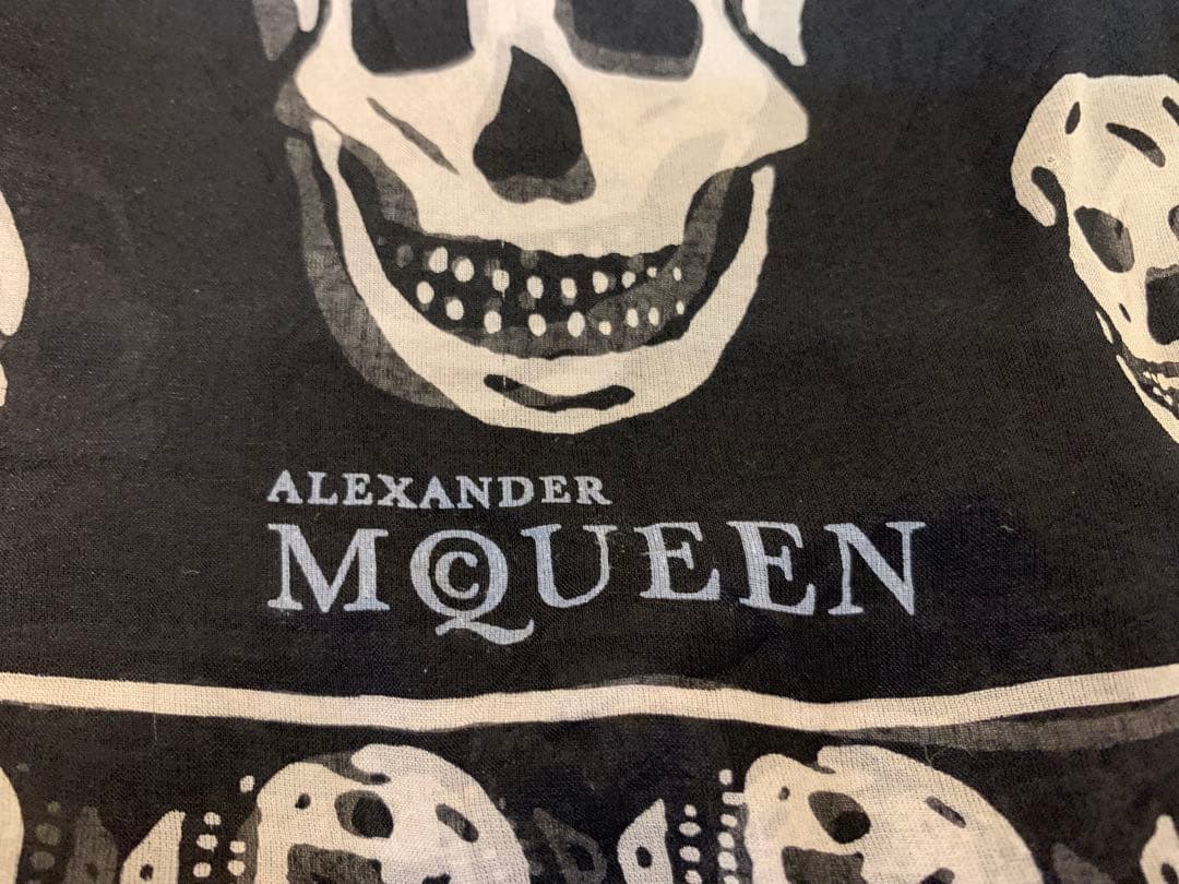 G0825-38★ALEXANDER McQUEEN スカルバンダナ