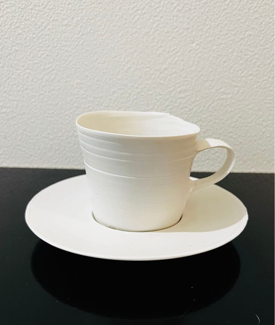 黒田泰蔵　白磁　カップ＆ソーサー　貴重