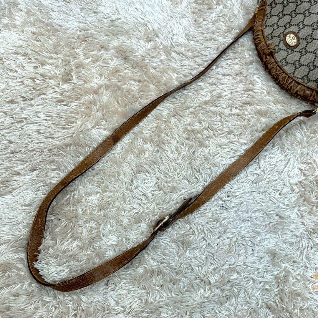 【美品】GUCCIプラス ショルダーバッグ がま口 ベージュ スプリーム GG柄