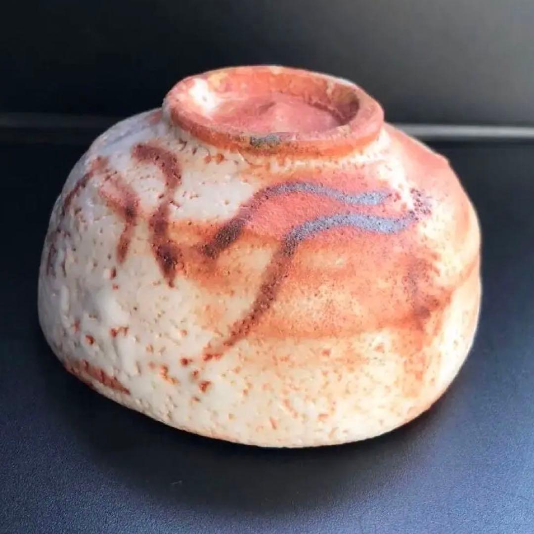 美しい古美術◆蔵から謎の紋様が描かれた小さくて可愛らしい抹茶茶碗が出て来た。