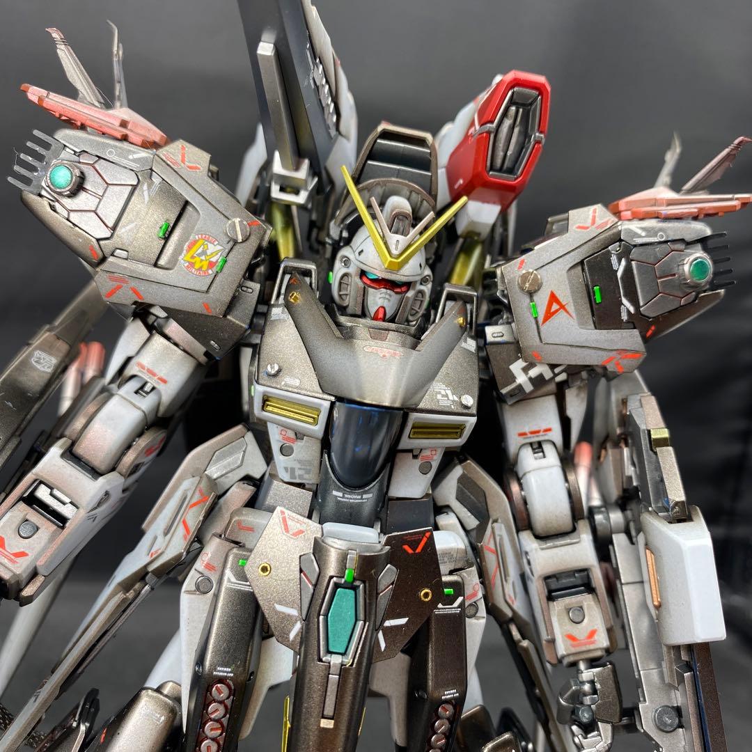 ガンプラ　塗装済み完成品　オリジナルカラー　ミキシング　グラデーション塗装