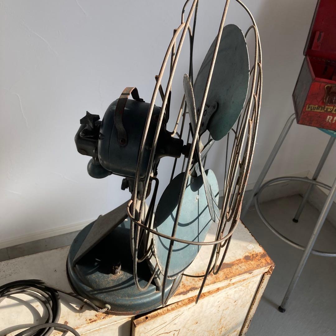 ヴィンテージ鉄製扇風機　ファン　蚤の市　アンティーク
