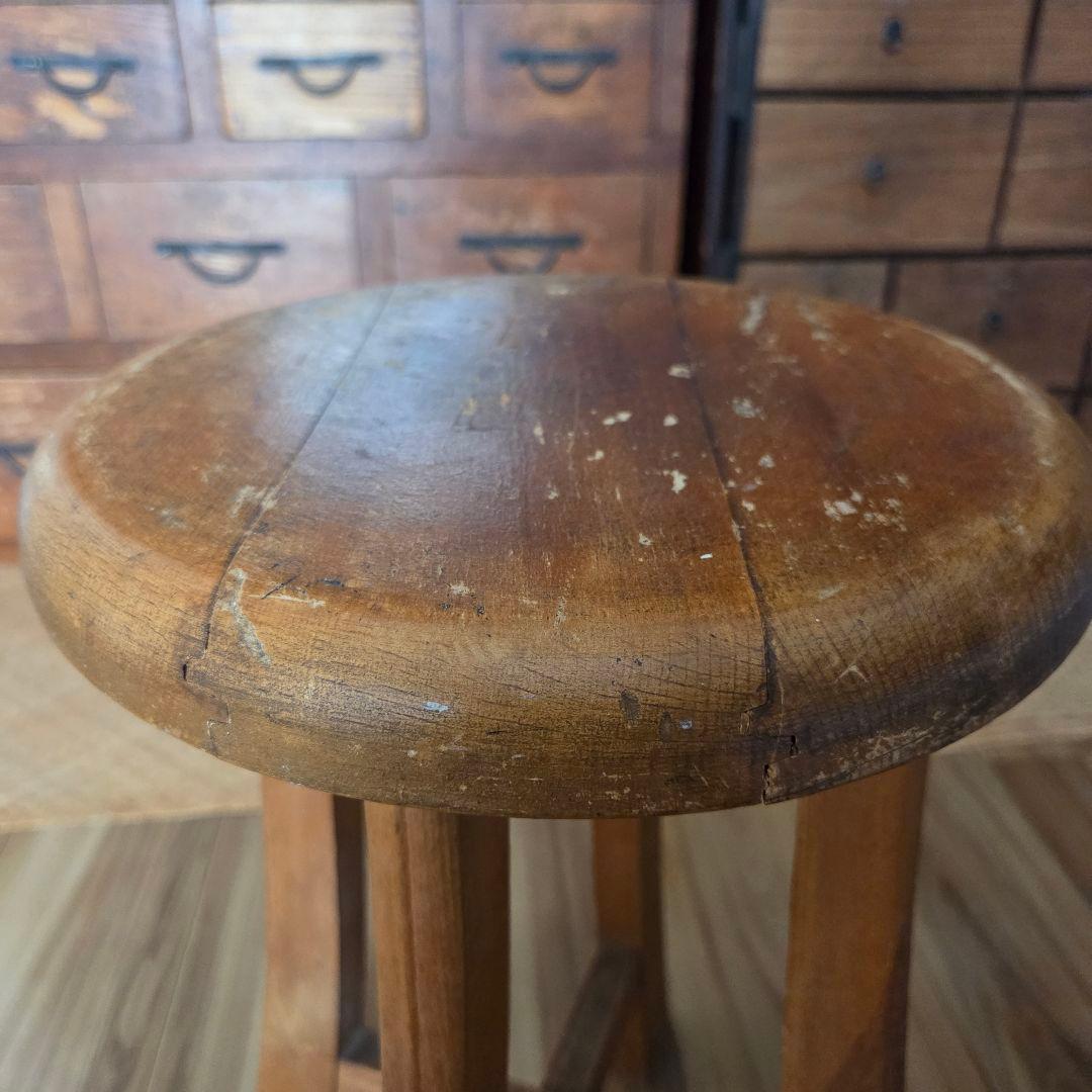 ヴィンテージ　スツール　古家具　アンティーク　丸椅子　レトロ