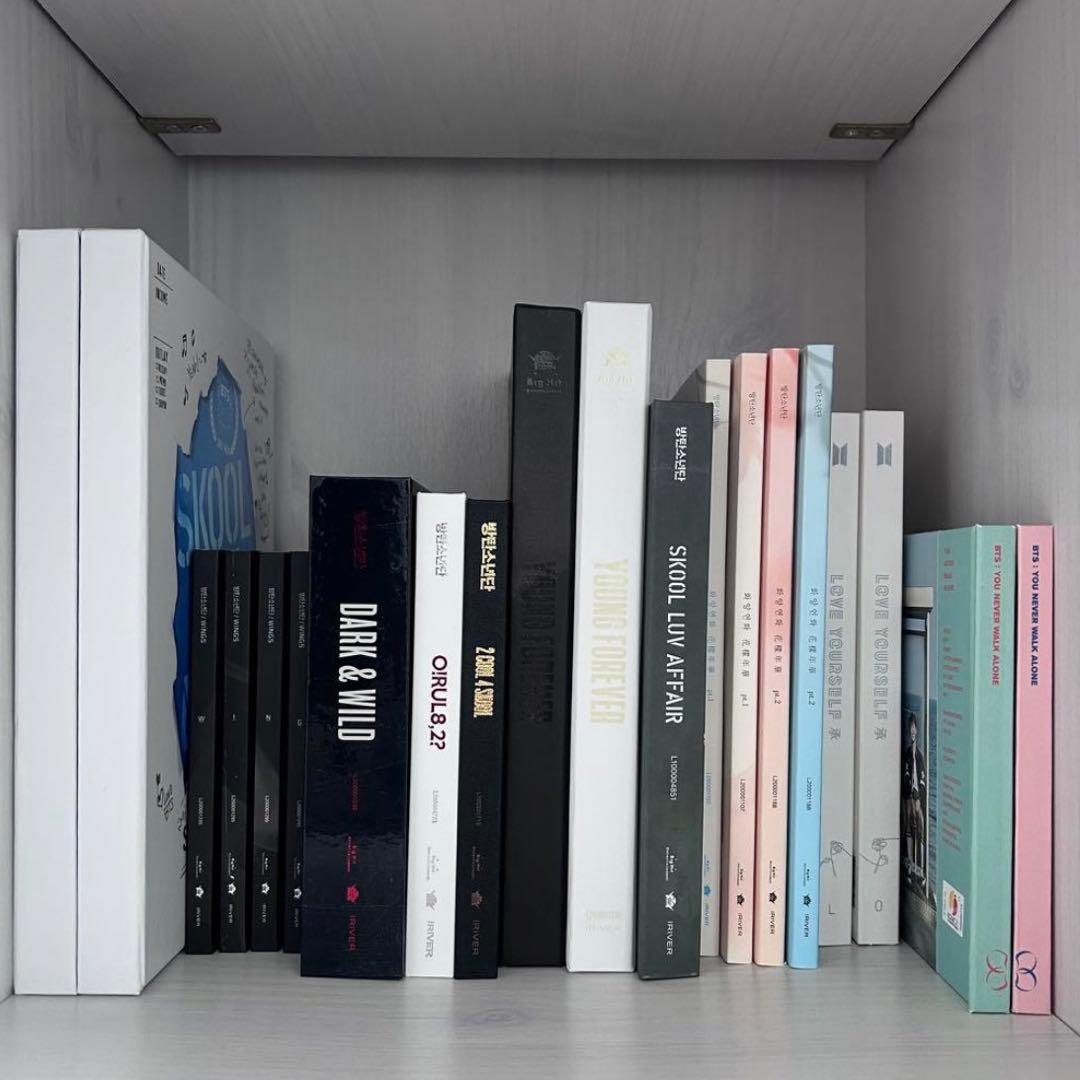 防弾少年団（BTS）グッズまとめ売り（1~16ページ分)