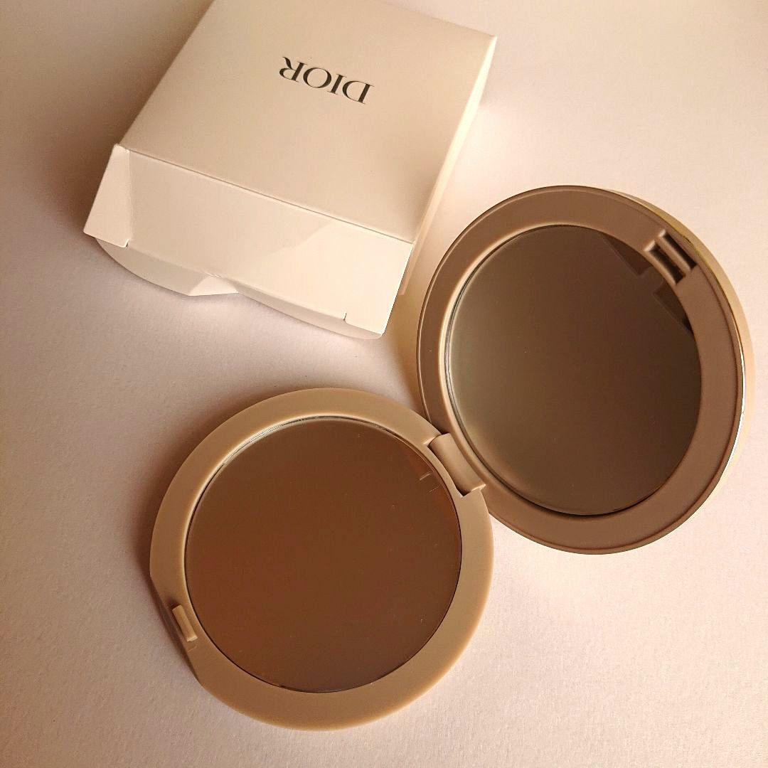 s*m様 【値下】Dior ノベルティー /「未使用」化粧小物 9点セット (バ