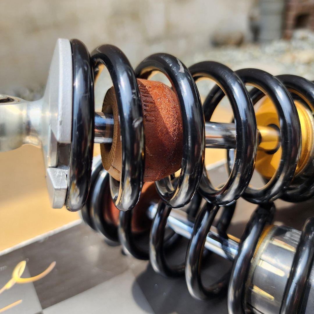 Öhlins リアサスペンション 2個セット 【中古・美品】ゼファー　Χ/750