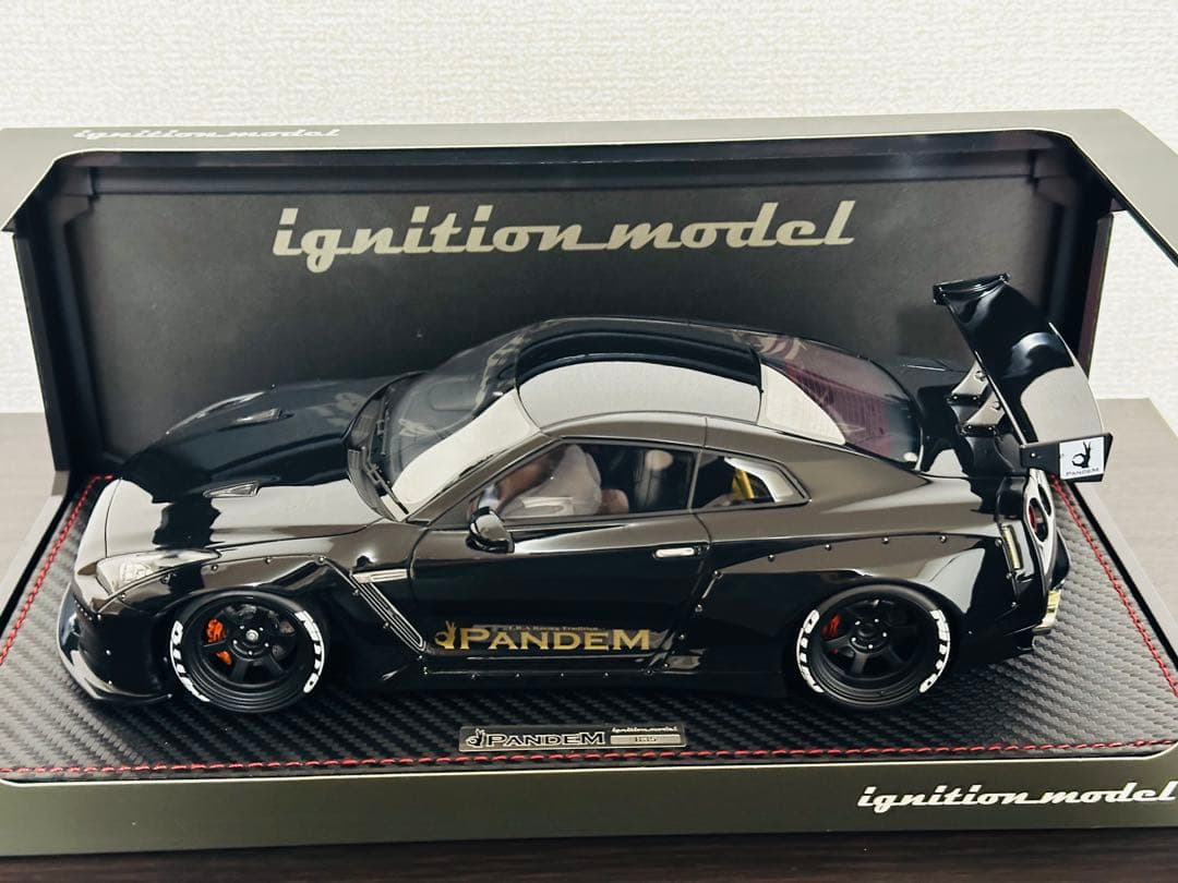 R35 GT-R イグニッションモデル 1/18 PANDEM