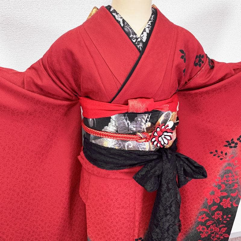 507z9☆人気！振袖 モダン シック 金彩 地紋 赤黒☆結婚式 成人式