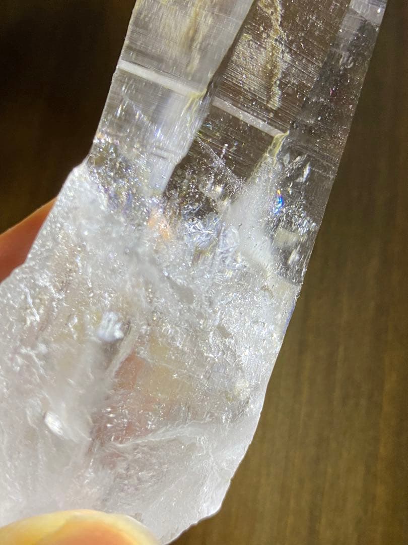 天然石　コロンビア　レムリアン　原石　ポイント　アイリス　虹多数　水晶　クォーツ