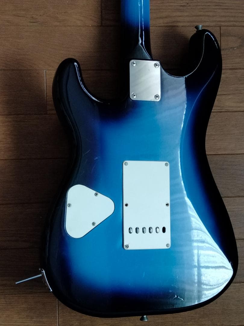 最終価格　YAMAHA STH 500R エレキギター ガッツリ思い4kg