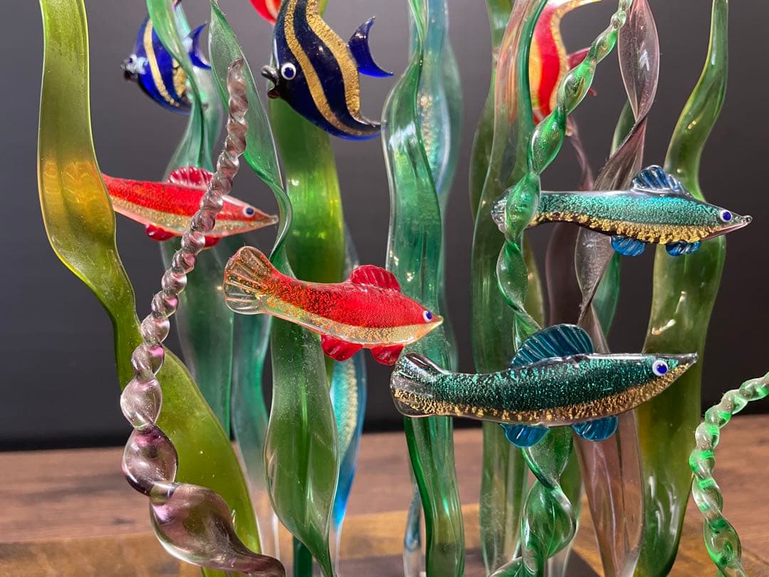 【中澤研一郎】作　ガラス工芸　熱帯魚　置物／ガラスケース付