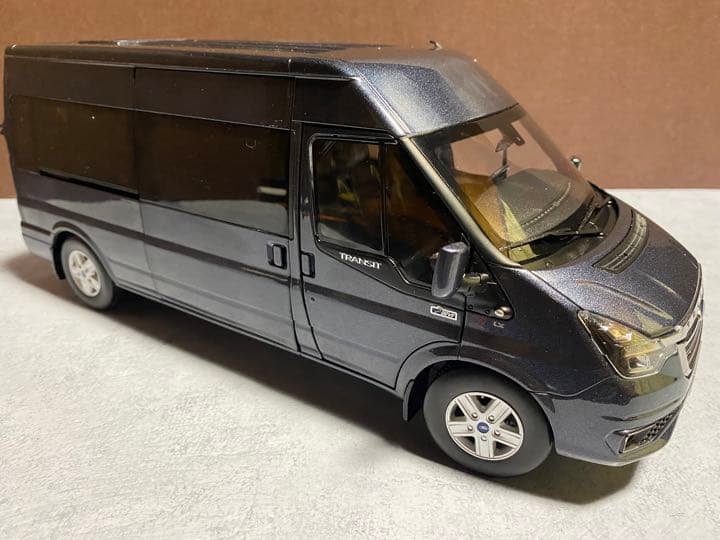 1/18 BIGサイズ❗️フォード　トランジット