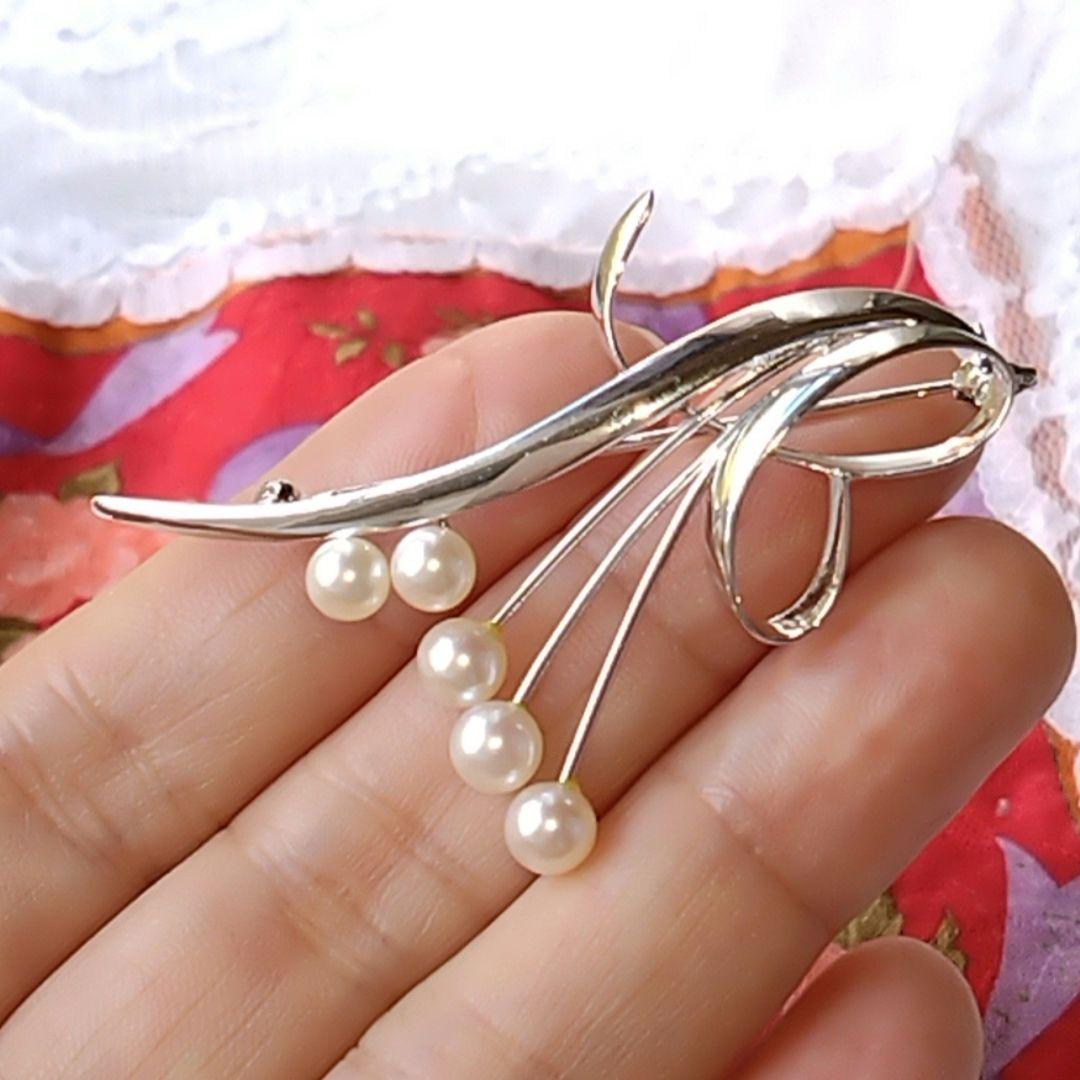 MIKIMOTO 5,2mmアコヤ本真珠5珠 シルバーブローチ SILVER