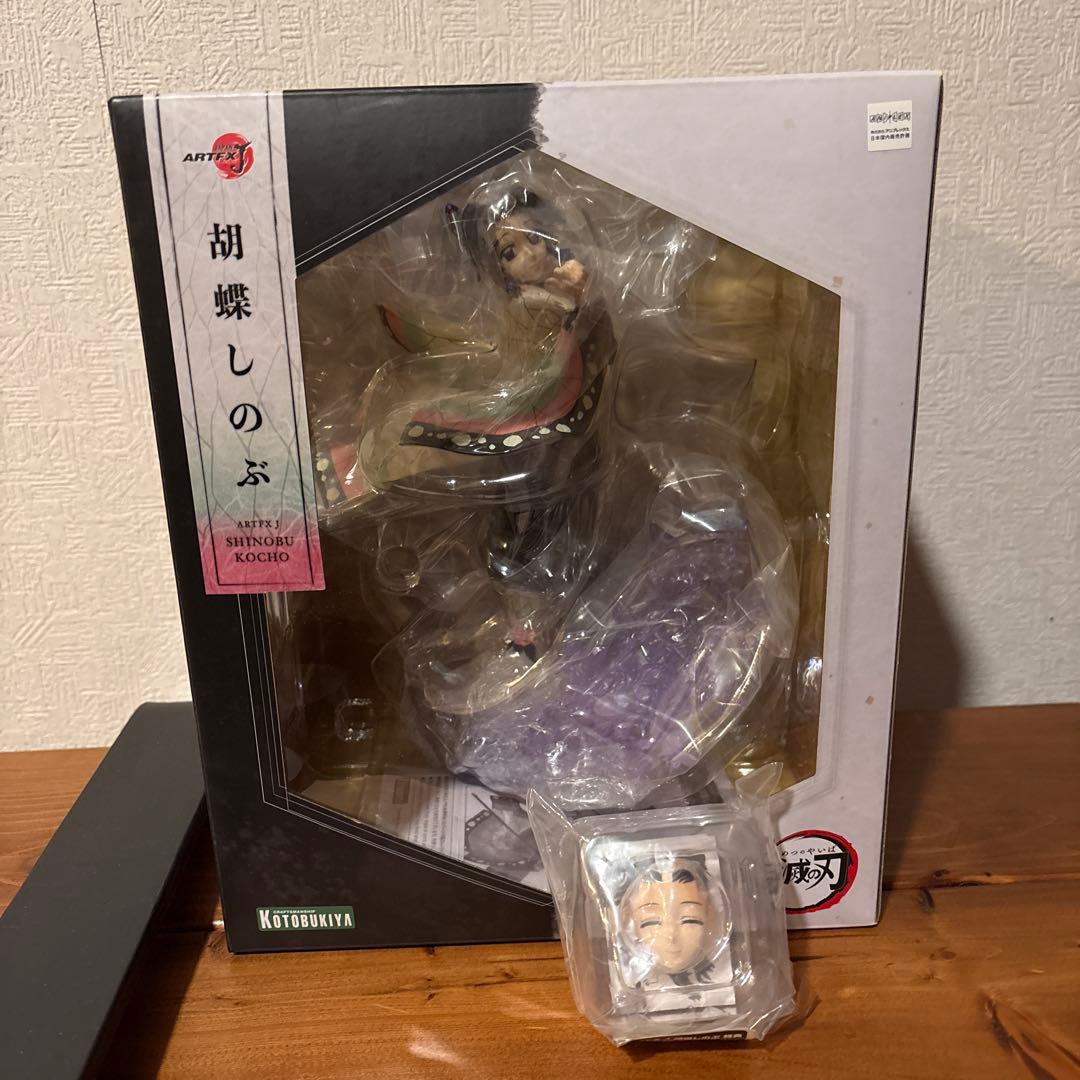 コトブキヤ　ARTFX J 鬼滅の刃　胡蝶しのぶ　　購入特典　表情変えパーツ付