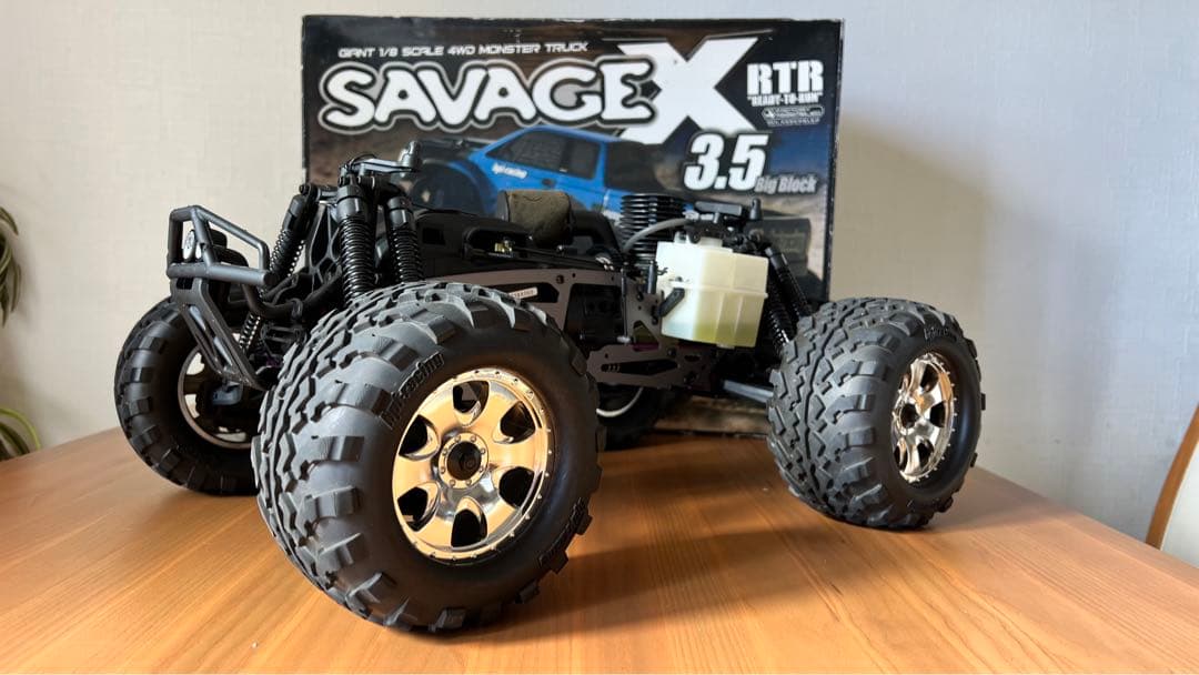 SAVAGE X 3.5 RTR モンスタートラック