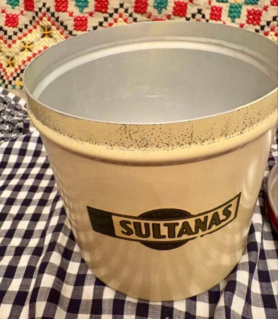 ◆希少人気◆コレクターズ⭐︎イギリスアンティークgarrison社キャニスター２個