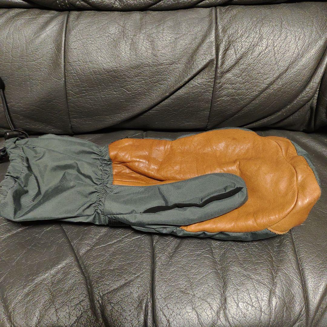 Green clothing 22-23AW アンダーミットグローブ グレー