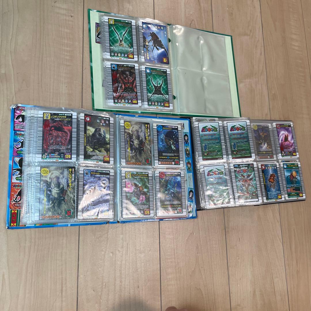 当時物　２００３初期、甲虫王者ムシキング約133枚大量まとめ売り。27