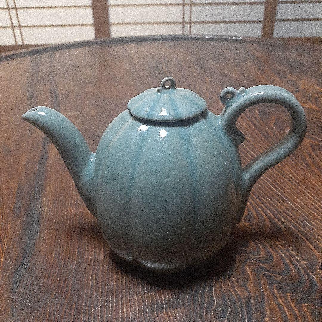 11世紀髙麗青磁瓜型水注