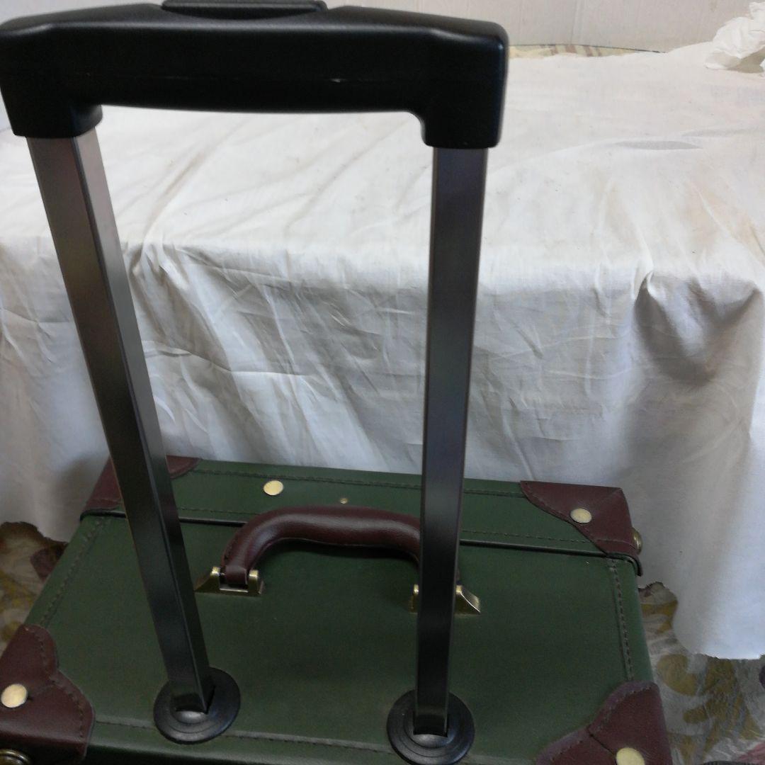 キャリーケース旅行カバン