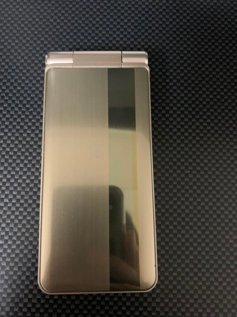 P-smart ケータイ P-01J ゴールド　docomo