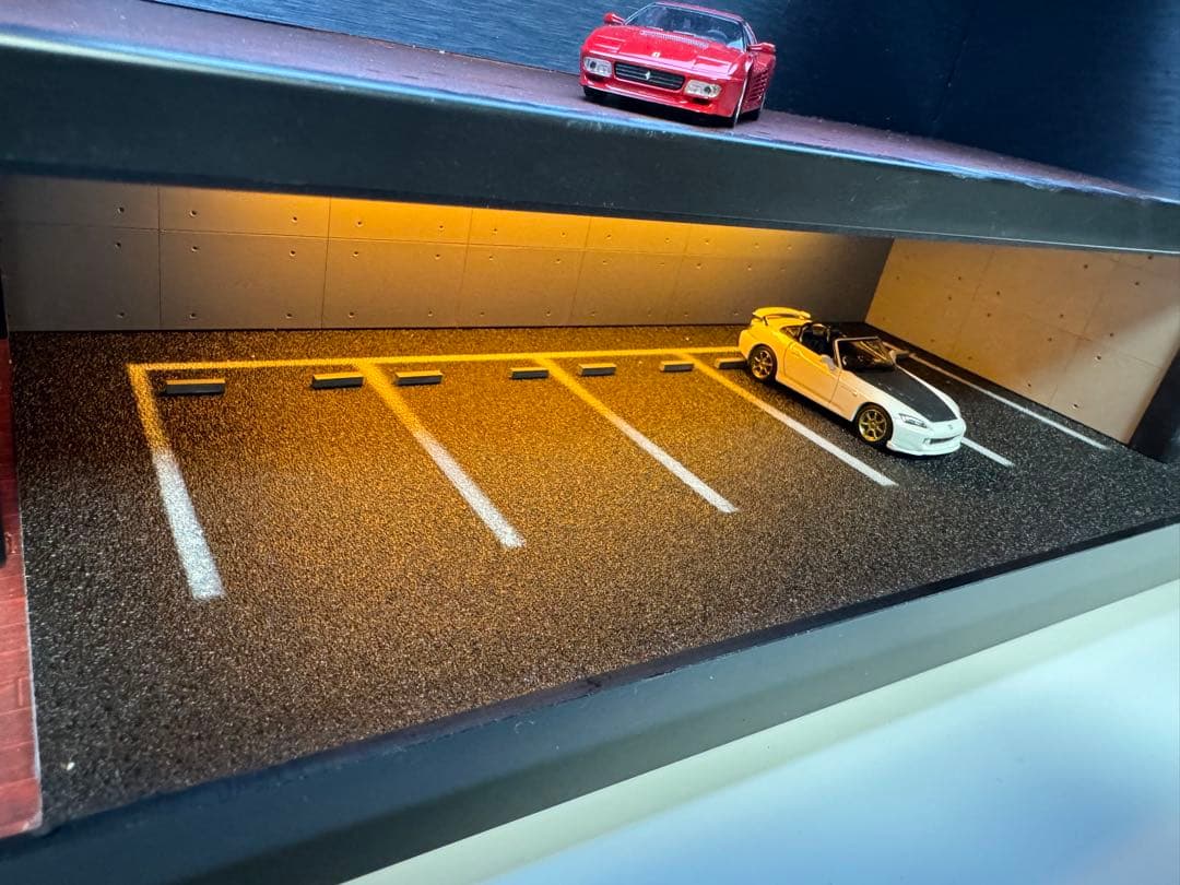 1/64 ignition model ショールームジオラマ ミニカー2台付属