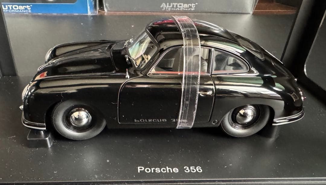 ミニカー Porsche 356 1/18 Autoart