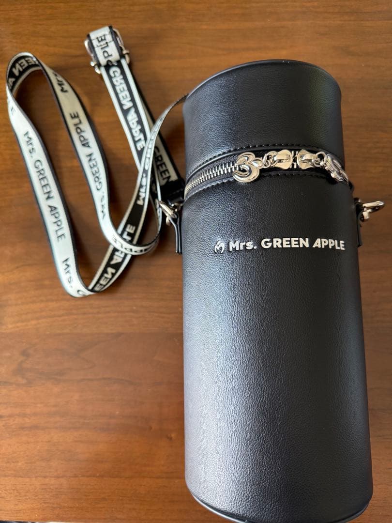 ミセスグリーンアップル ペンライトケース黒
