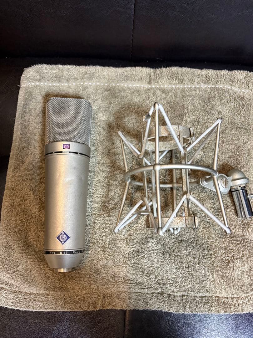 Neumann U87ai ノイマンU87ai 専用マウント付き