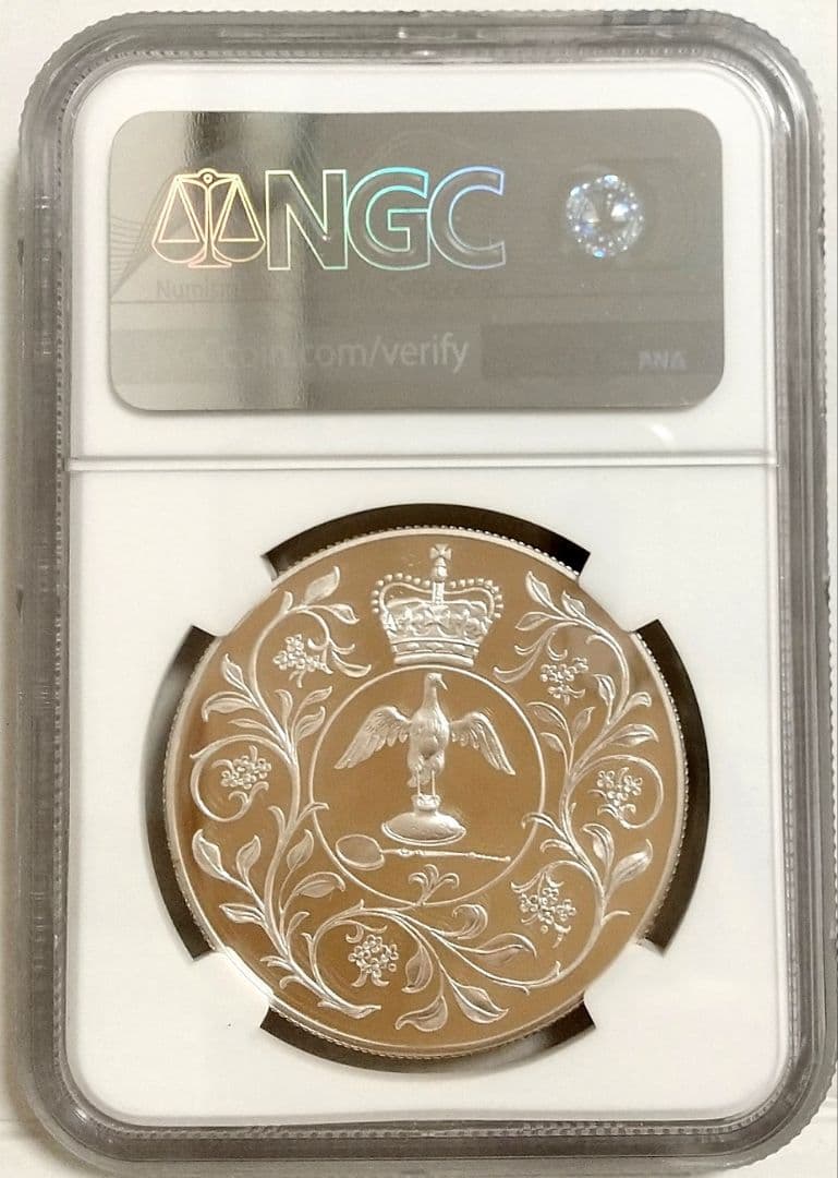 1977年 イギリス シルバージュビリー エリザベス2世 銀貨 PF69 箱付き