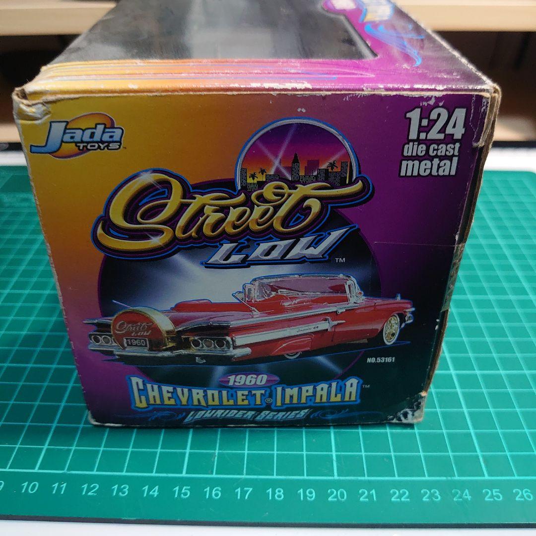 ミニカー street low 1960 chevrolet impala