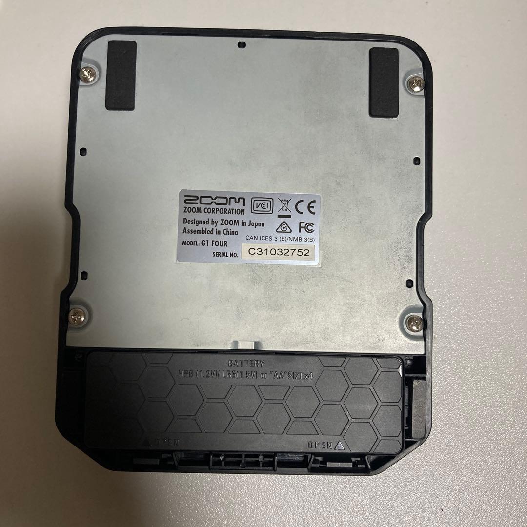 ZOOM G1 FOUR マルチエフェクトプロセッサー acアダプター付き