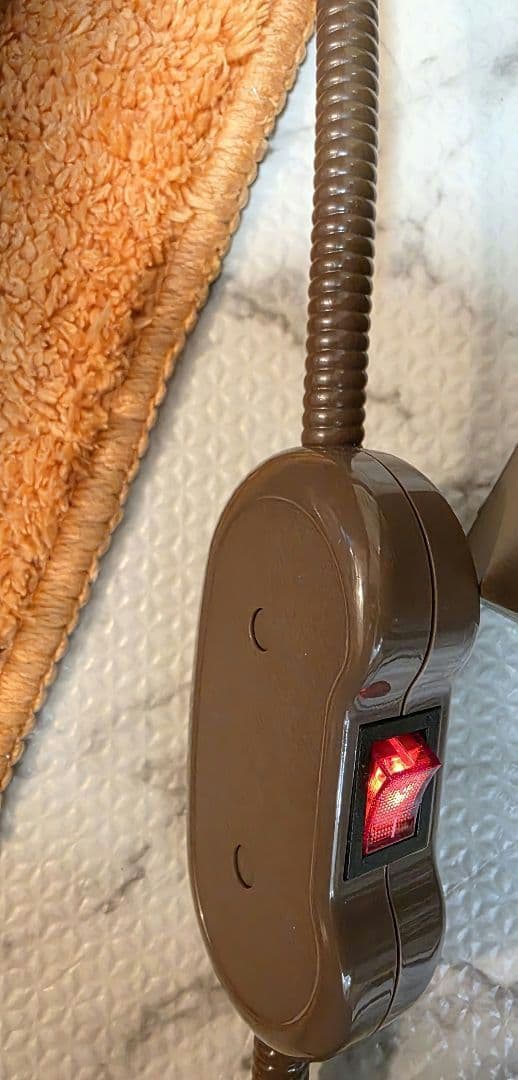 にゃんこの和みのこたつ　M