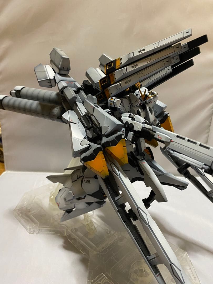 RG νガンダム　改修　全塗装　1/144 完成品　某有名YouTuber